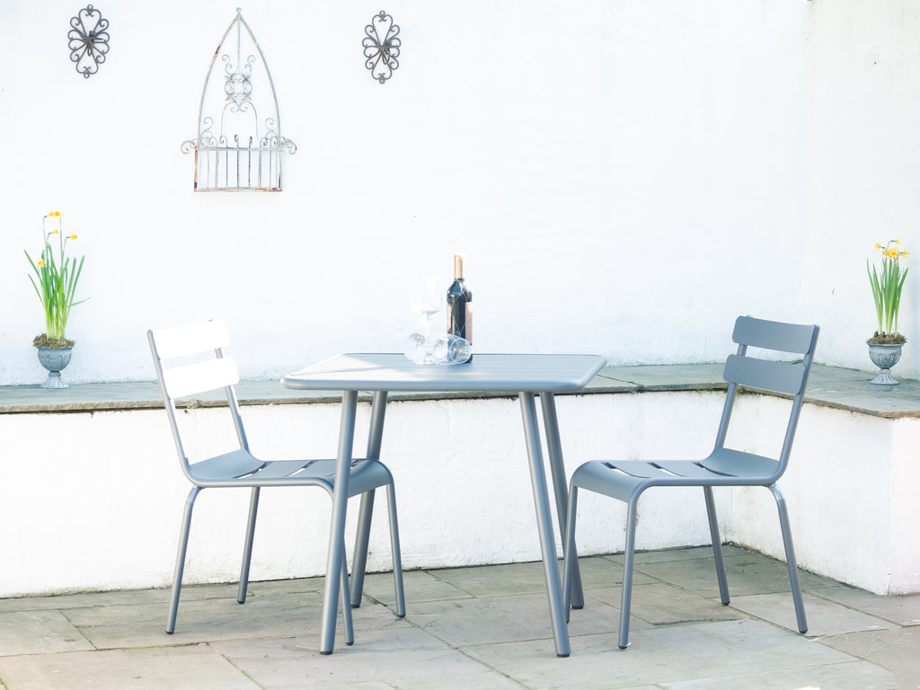 Balcony table and two chairs. Aluminium garden chairs and table