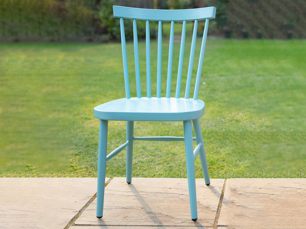 Soda pop spindle chair in blue. Blue aluminium garden chair